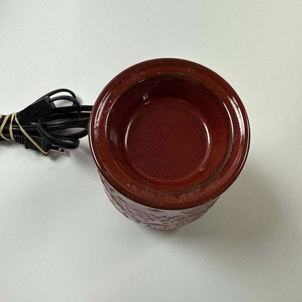 Scentsy LOVE HEALS Full Size Wax Warmer Rust‎ Red Hearts No Box